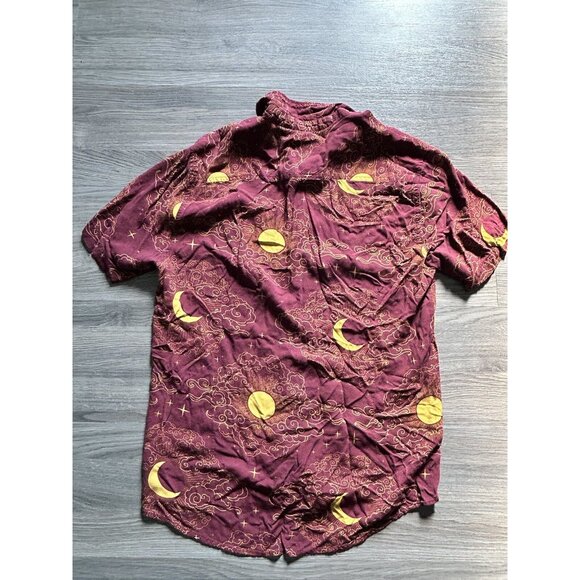 Super Massive Mens Medium Short Sleeve Red Yellow Sun Moon Button Down Shirt - Picture 5 of 5